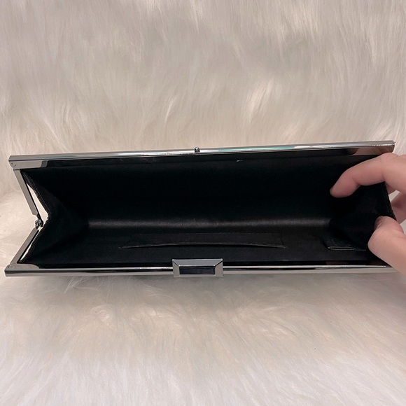 Banana Republic Clutch - Picture 5 of 8